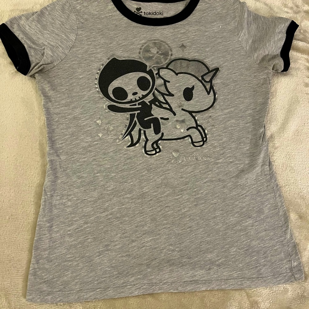 Toki Doki graphic T like new Cute